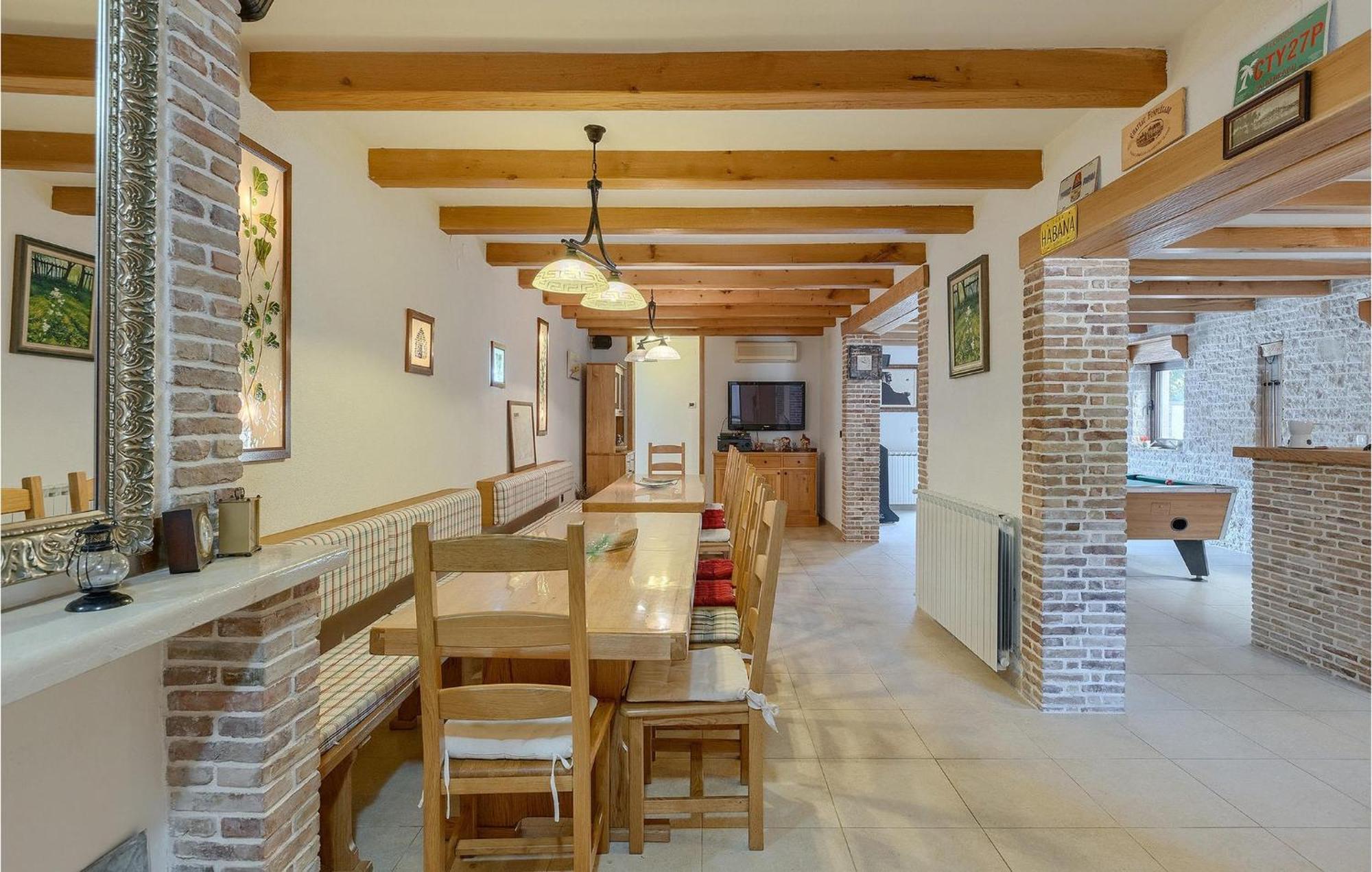 Villa Holiday